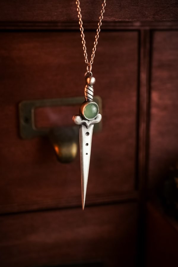 Daggora Necklace - Image 3