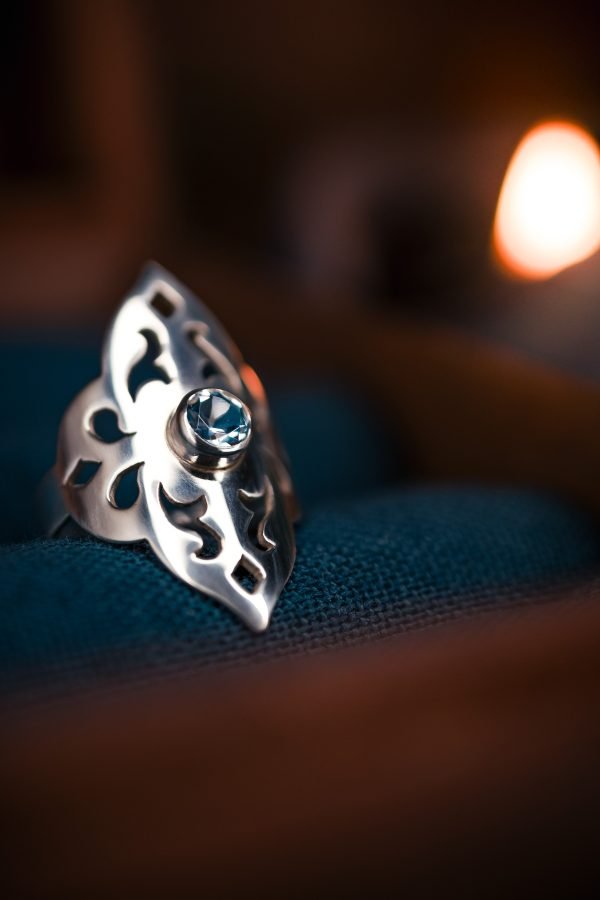 Luminora Ring