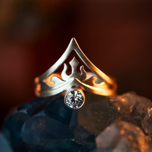 Neredis Ring With Stone Front View